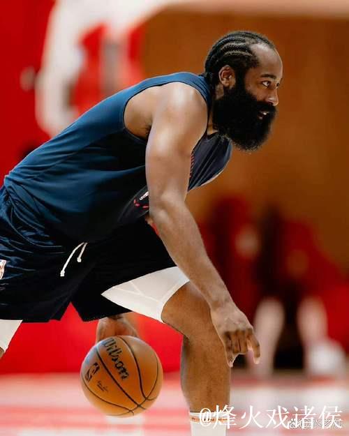 哈登称赞火箭重建成功,申京阿门小贾成长显著 哈登称赞火箭重建成功,申京阿门小贾成长显著